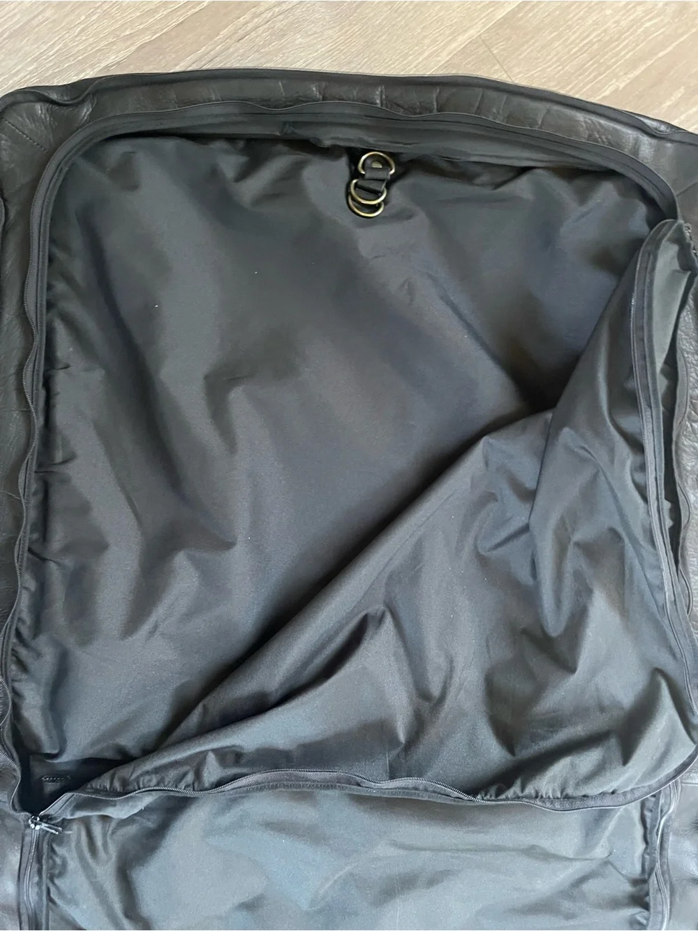 Sim Quintero Black Leather Garment Bag - Sleek Travel Carry Case